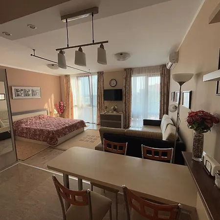 Апартаменты 215 Chateau Del Marino